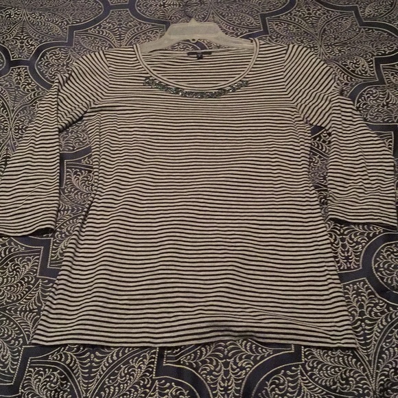 Gap 3/4 Sleeve T-Shirt - Picture 3 of 7